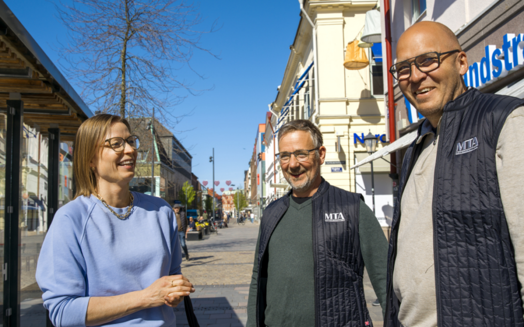 Lokala företag stöttar city